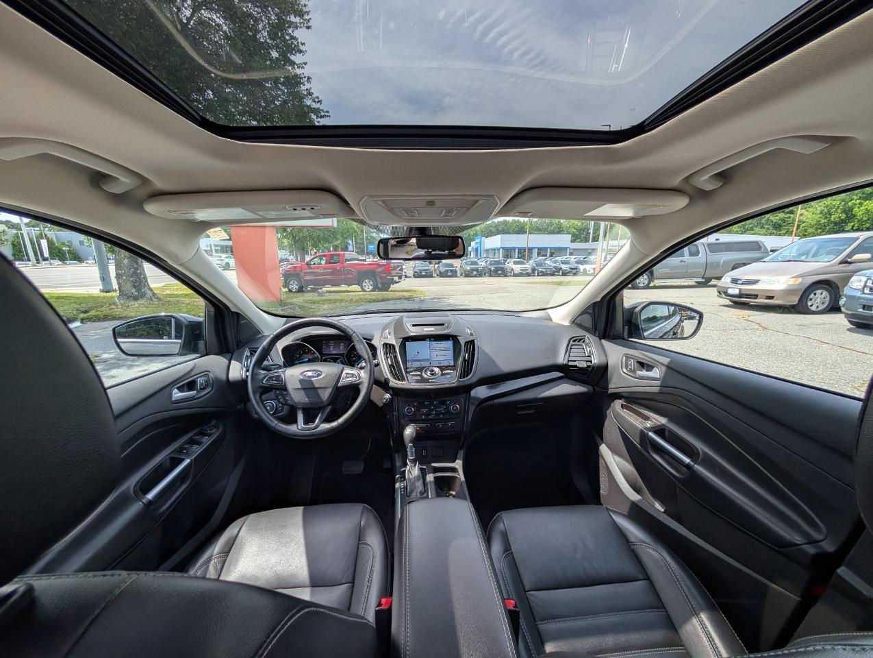 Ford Escape Titanium 4WD 2017