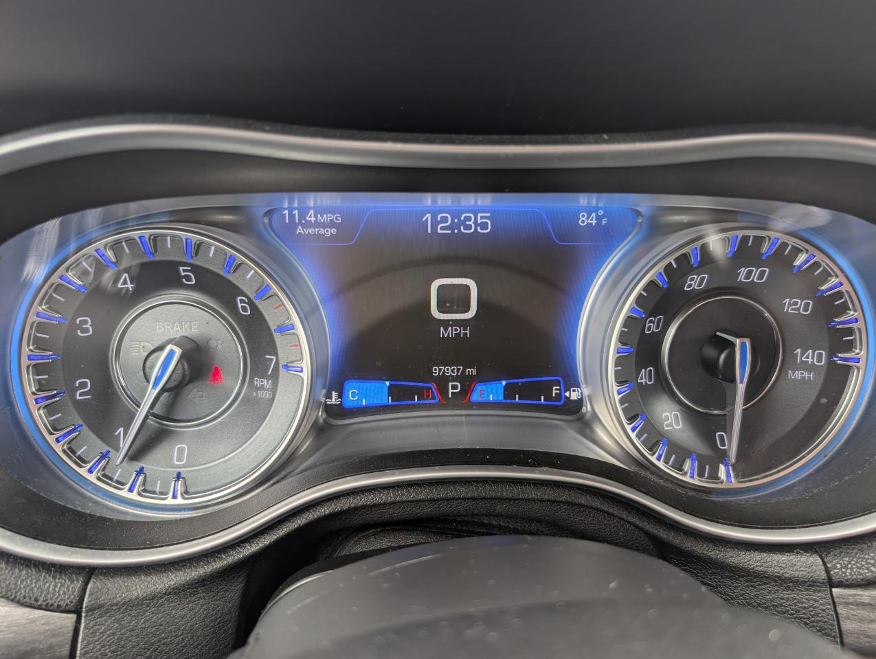 Chrysler 300 Touring L RWD 2021