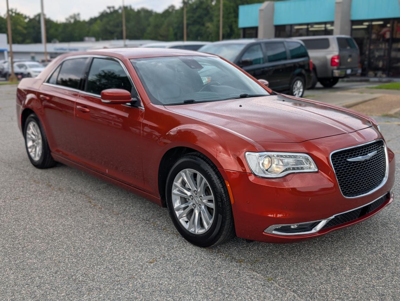 Chrysler 300 Touring L RWD 2021