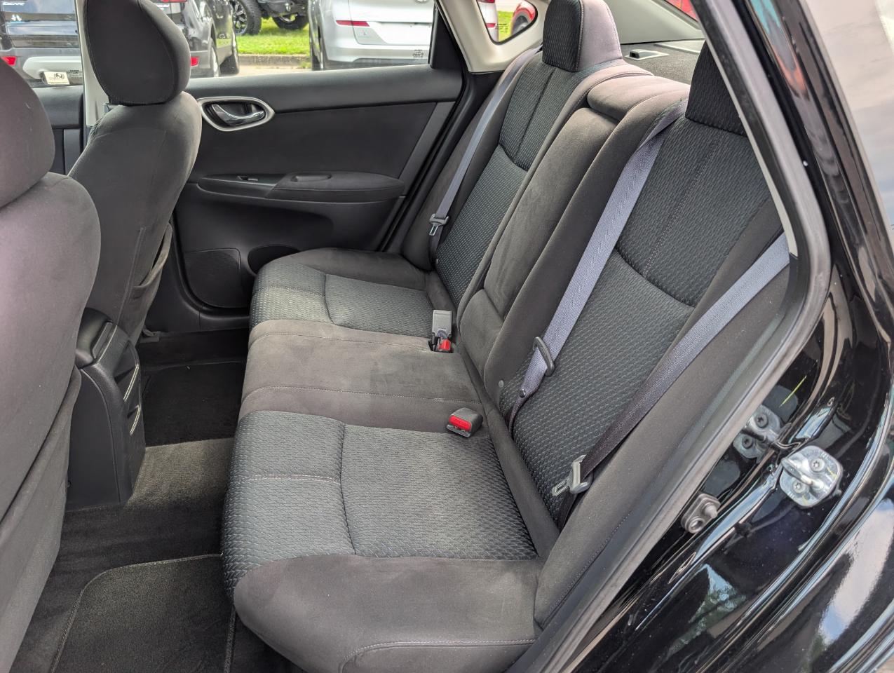 Nissan Sentra SR 2014