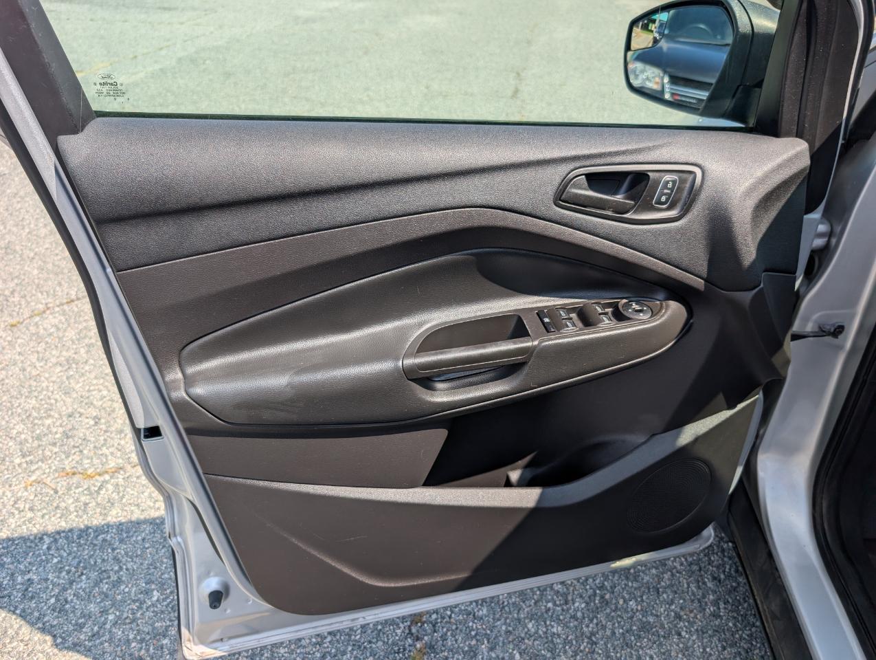 Ford Escape S FWD 2018