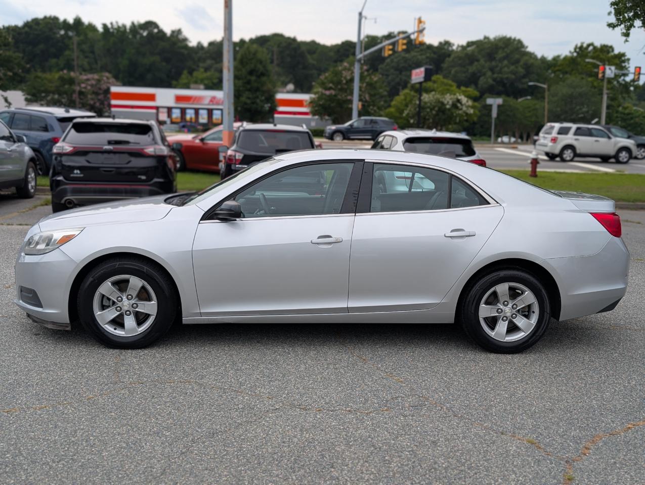 Chevrolet Malibu LS 2013