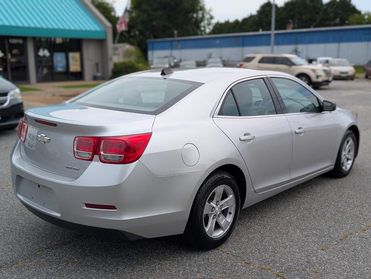 Chevrolet Malibu LS 2013