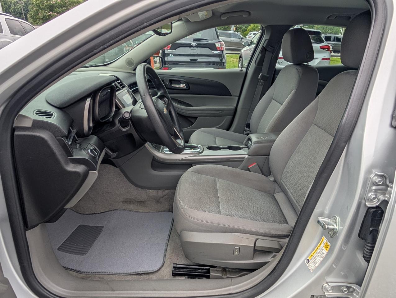 Chevrolet Malibu LS 2013
