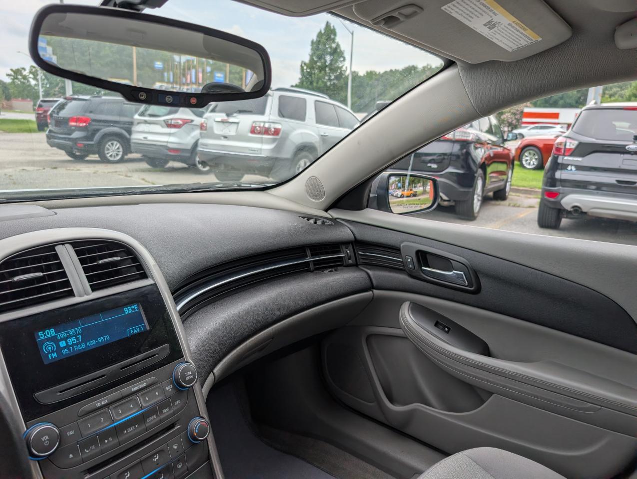 Chevrolet Malibu LS 2013