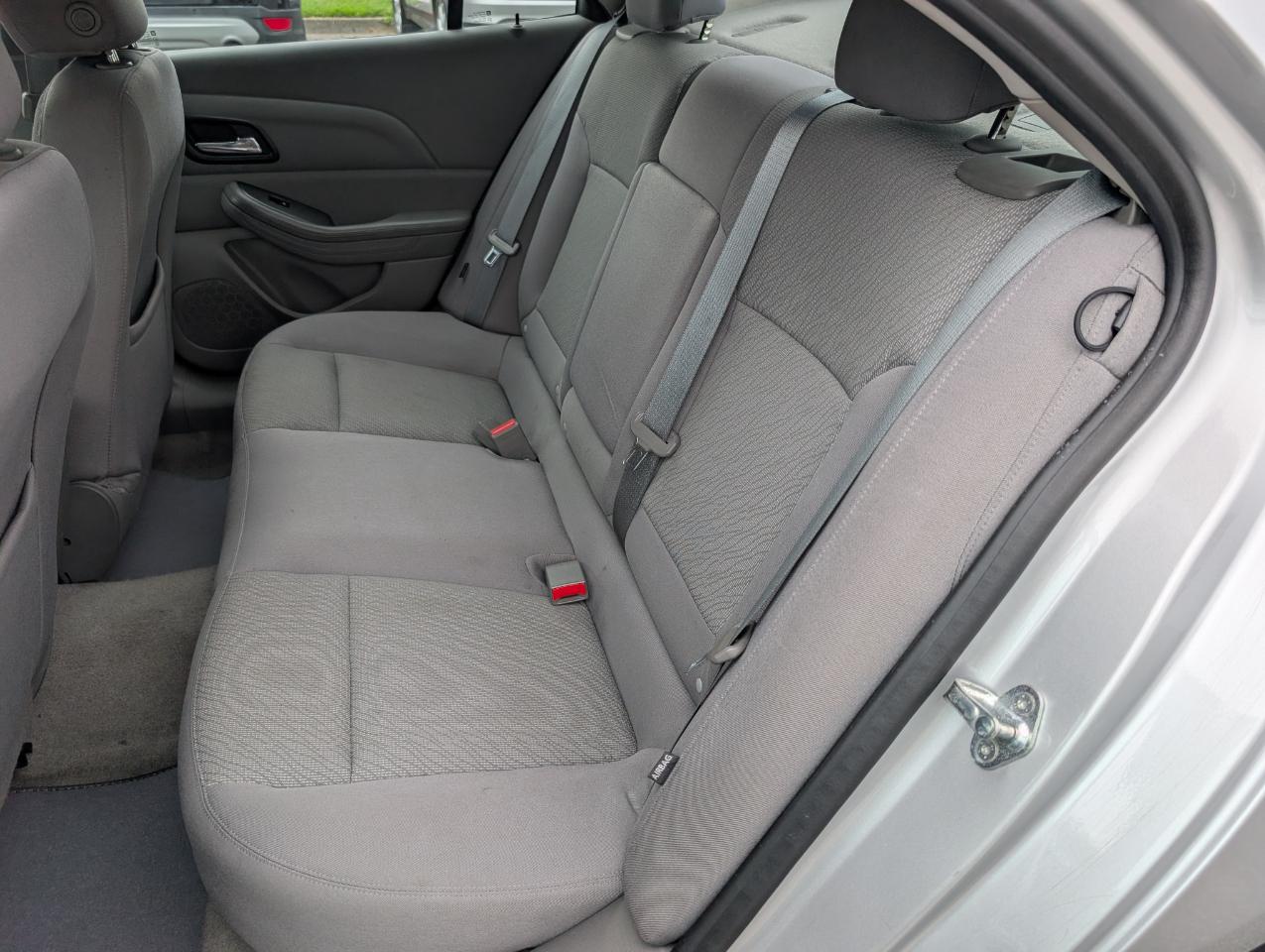 Chevrolet Malibu LS 2013