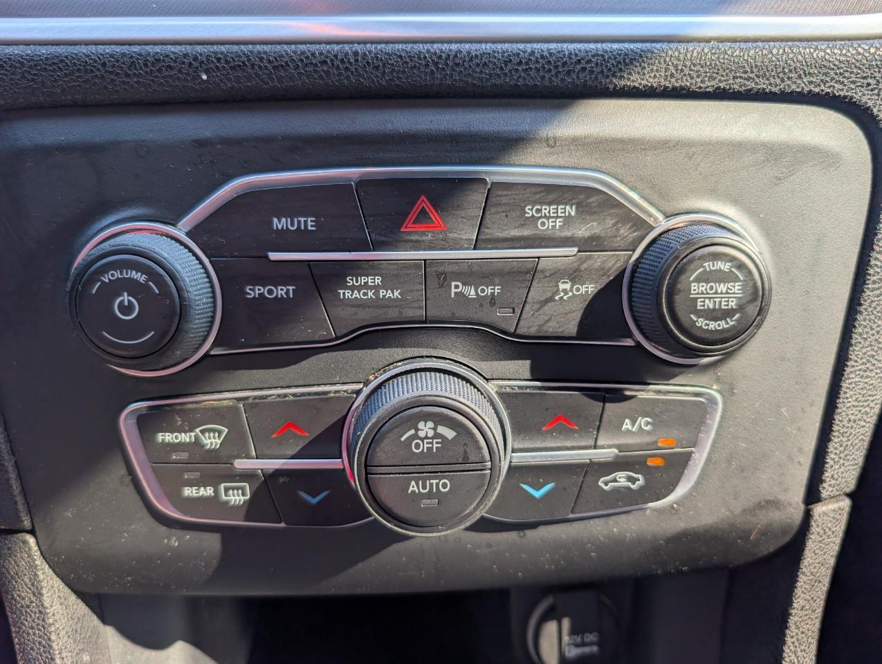 Dodge Charger  2019