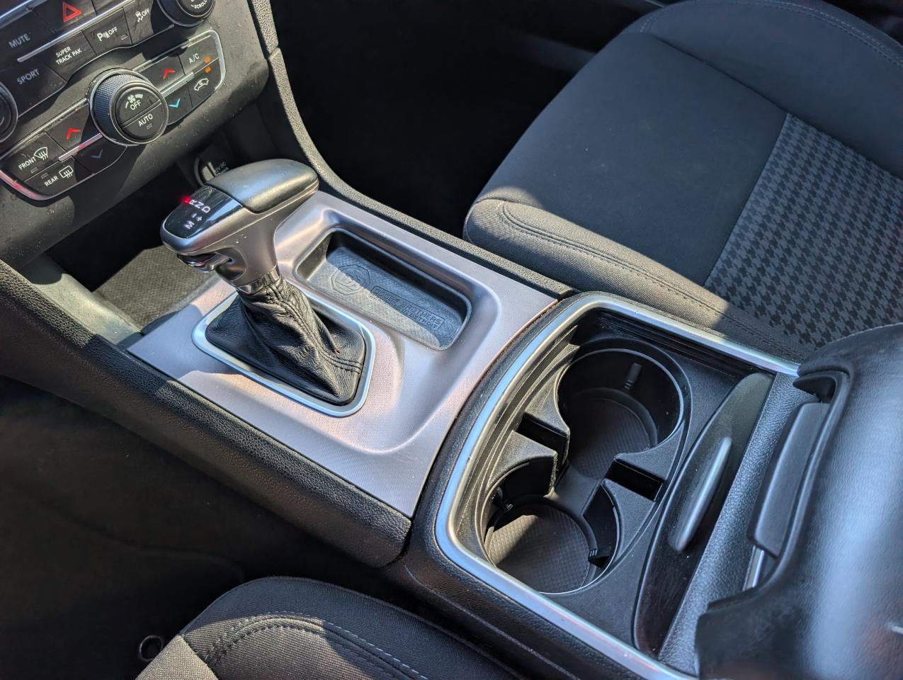 Dodge Charger  2019
