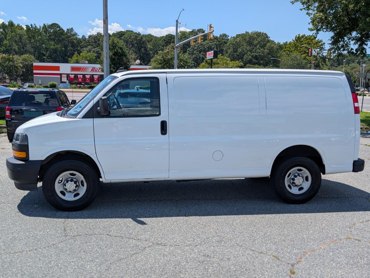 Chevrolet Express Cargo Van RWD 2500 135" 2021