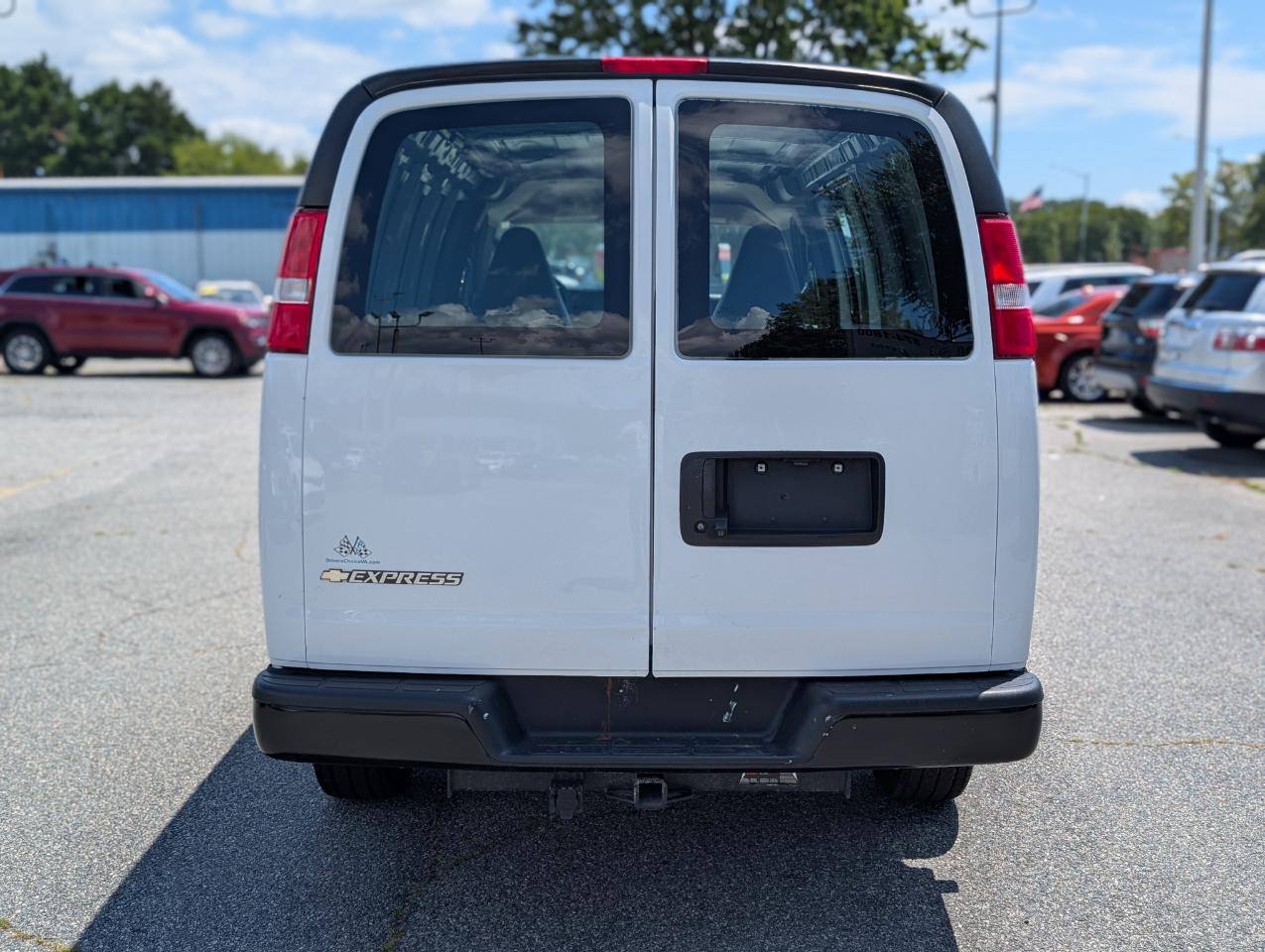 Chevrolet Express Cargo Van RWD 2500 135" 2021