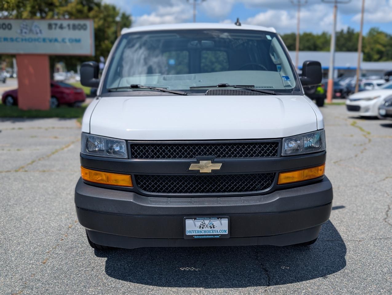 Chevrolet Express Cargo Van RWD 2500 135" 2021