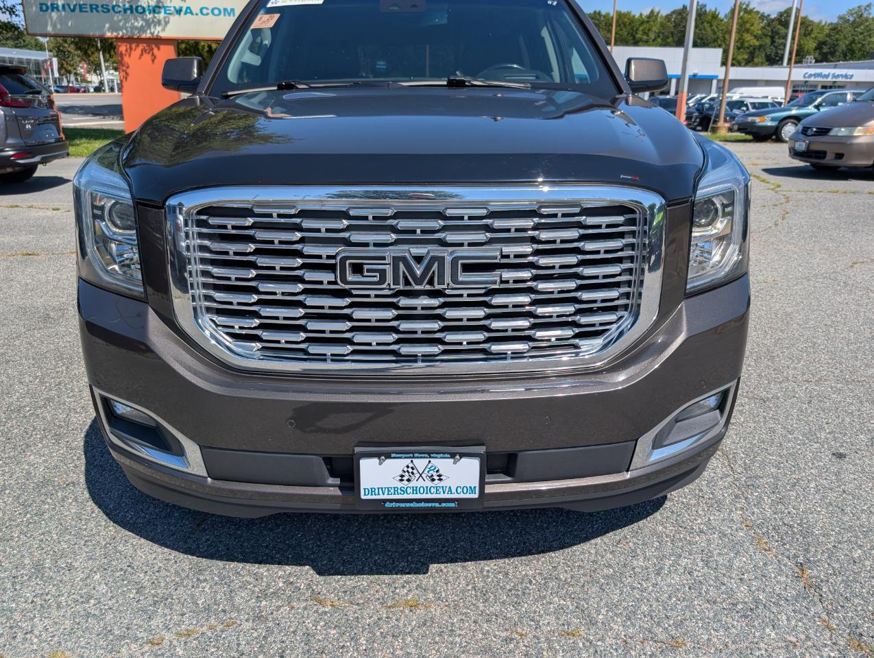 GMC Yukon XL Denali 4WD 2019