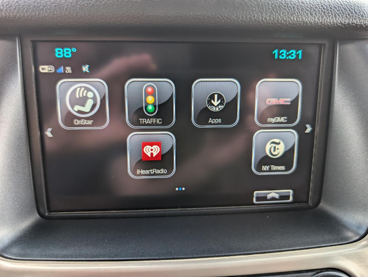GMC Yukon XL Denali 4WD 2019