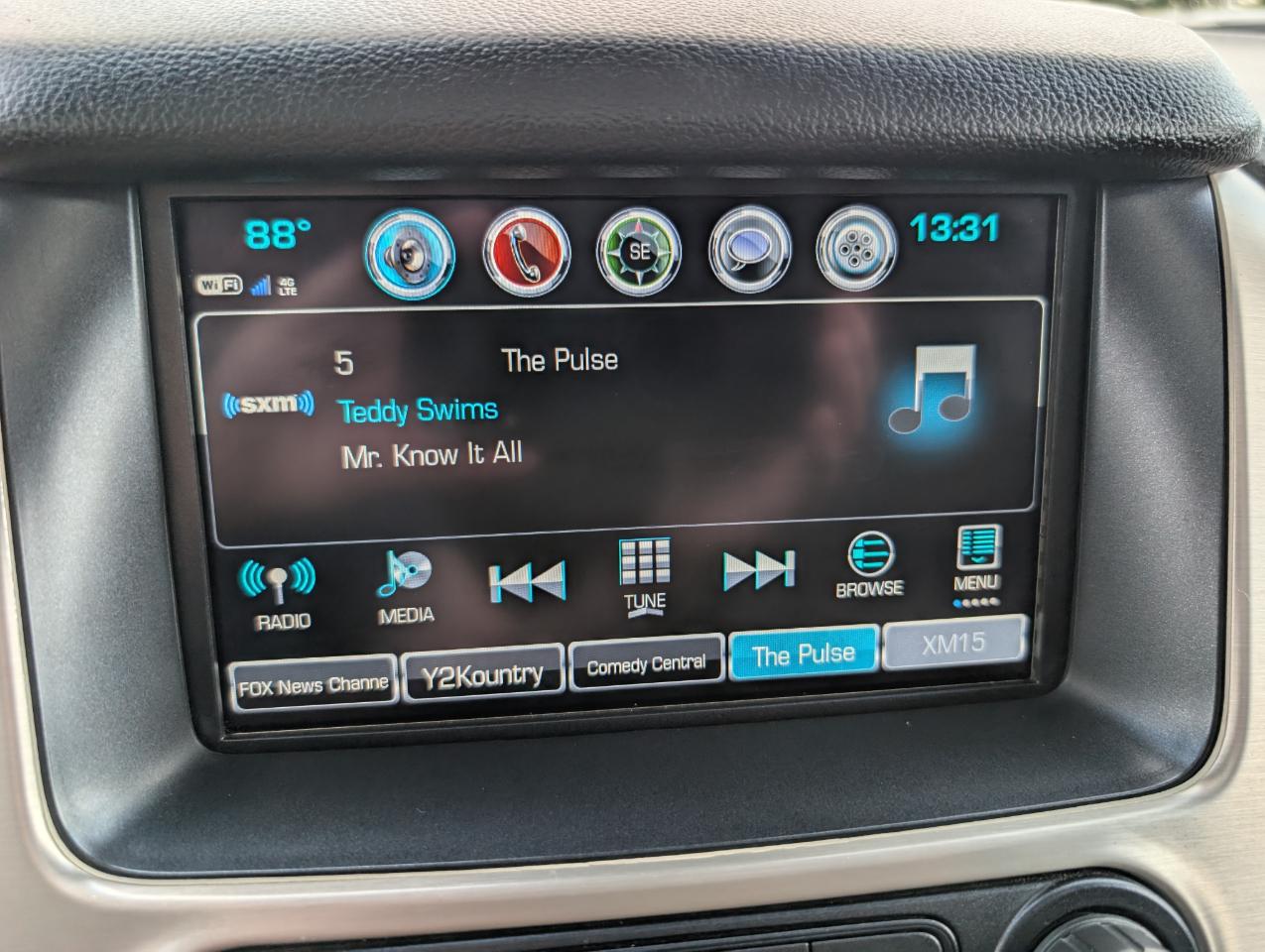 GMC Yukon XL Denali 4WD 2019