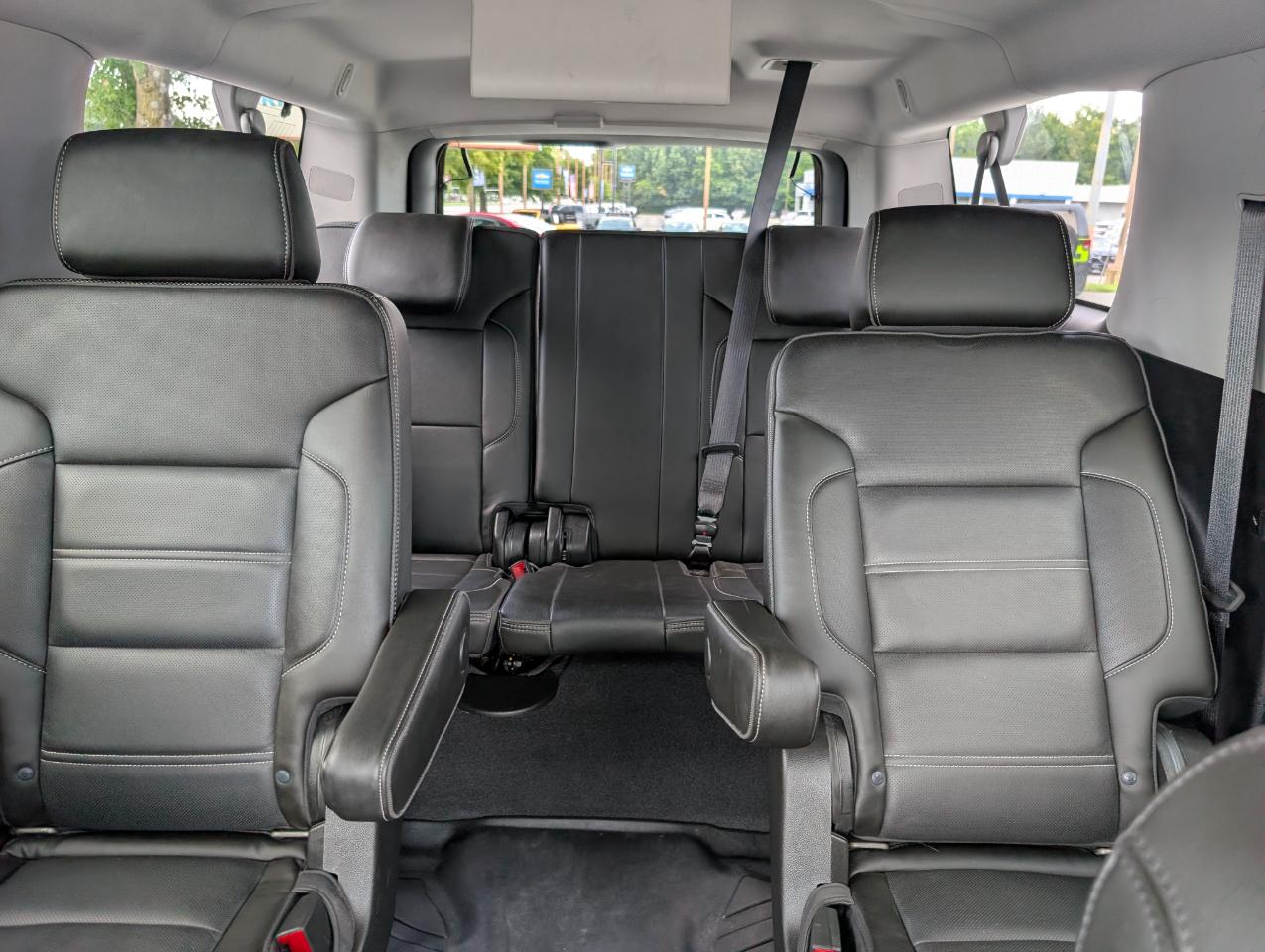 GMC Yukon XL Denali 4WD 2019