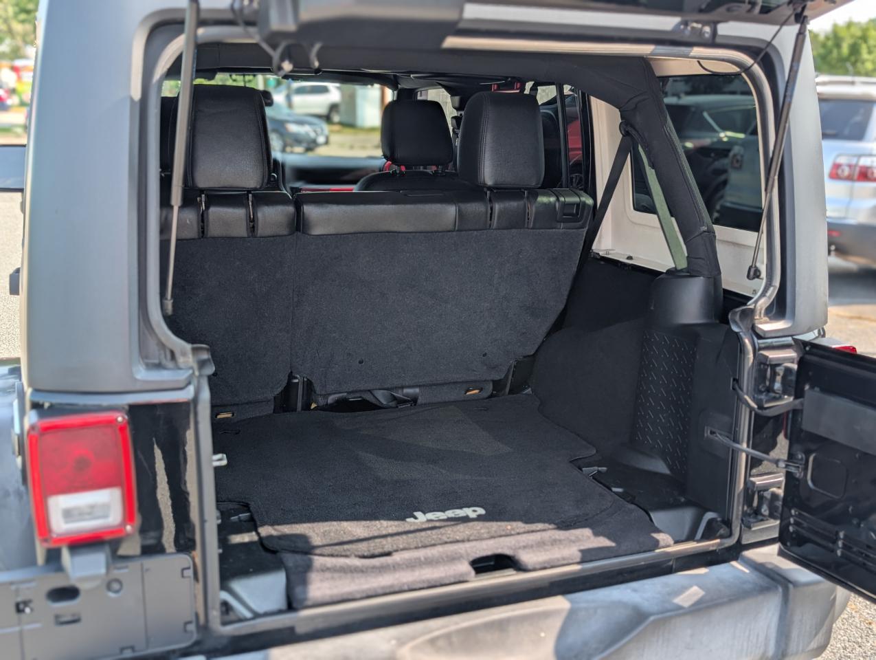 Jeep Wrangler Unlimited Sport 4x4 2016
