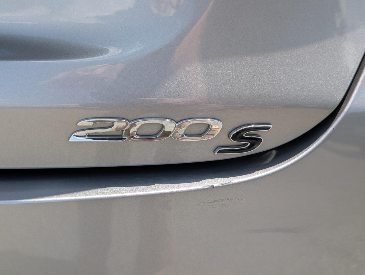 Chrysler 200  2015