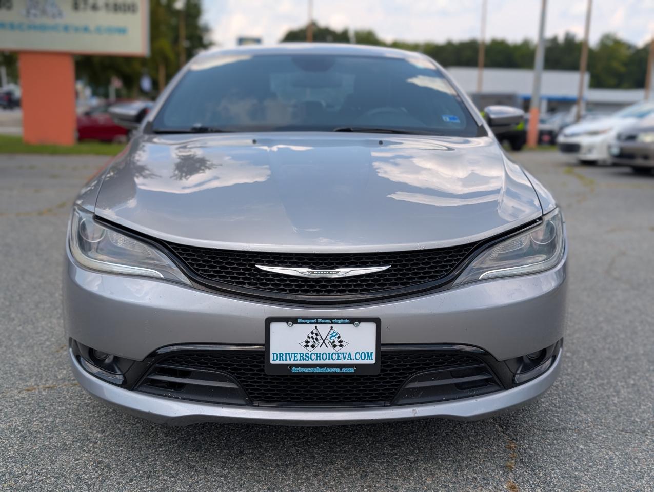 Chrysler 200  2015
