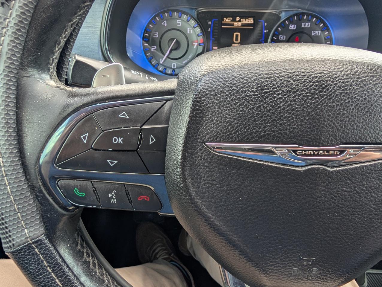 Chrysler 200  2015