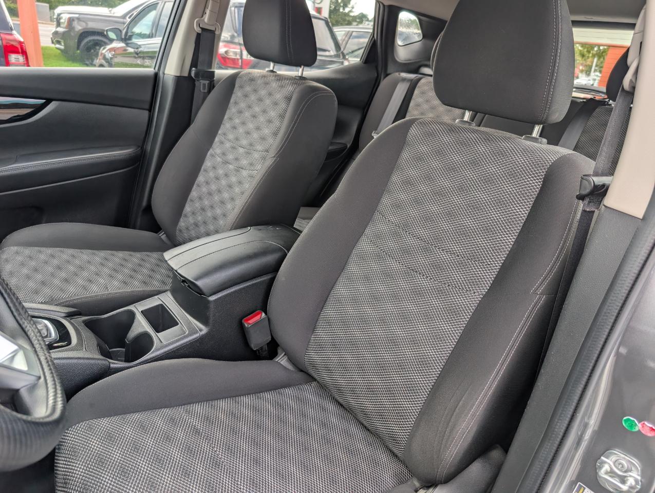 Nissan Rogue Sport SV 2019