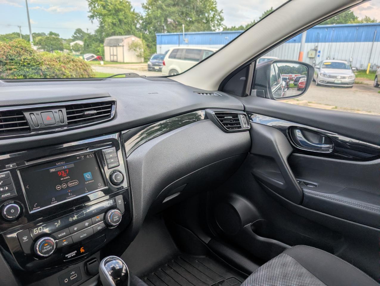 Nissan Rogue Sport SV 2019
