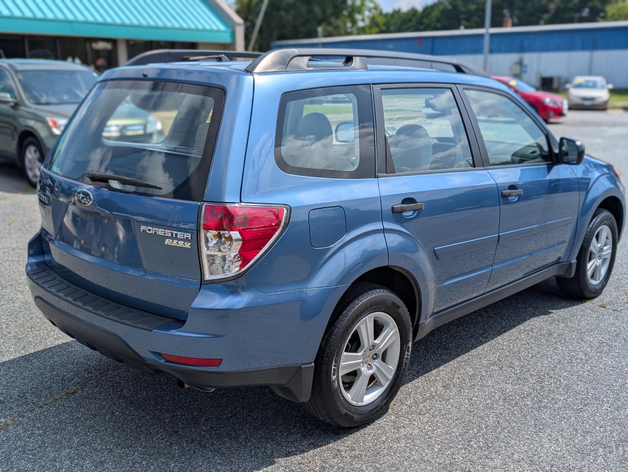 Subaru Forester  2010