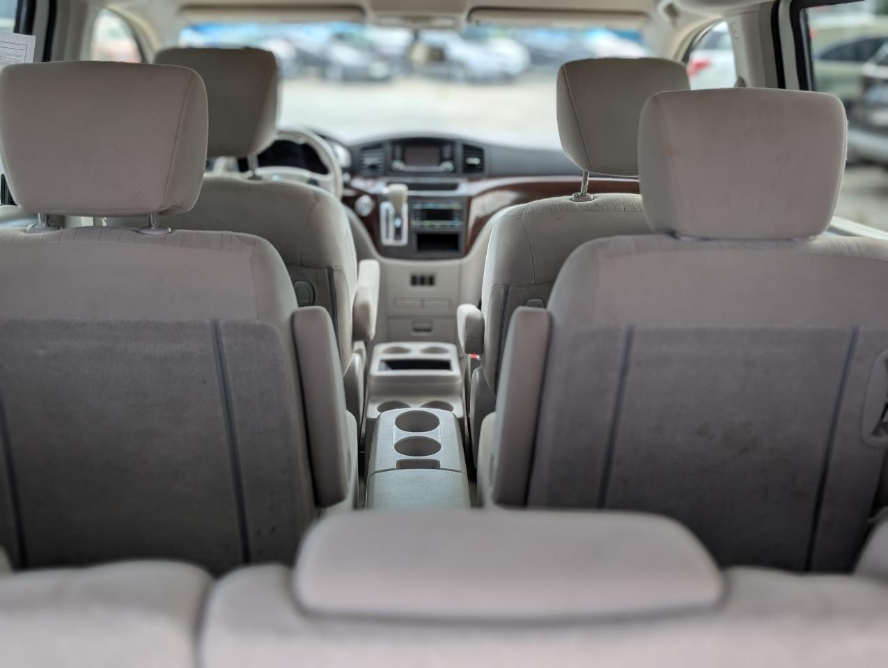 Nissan Quest SV 2017