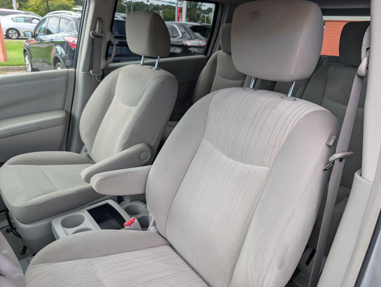 Nissan Quest SV 2017