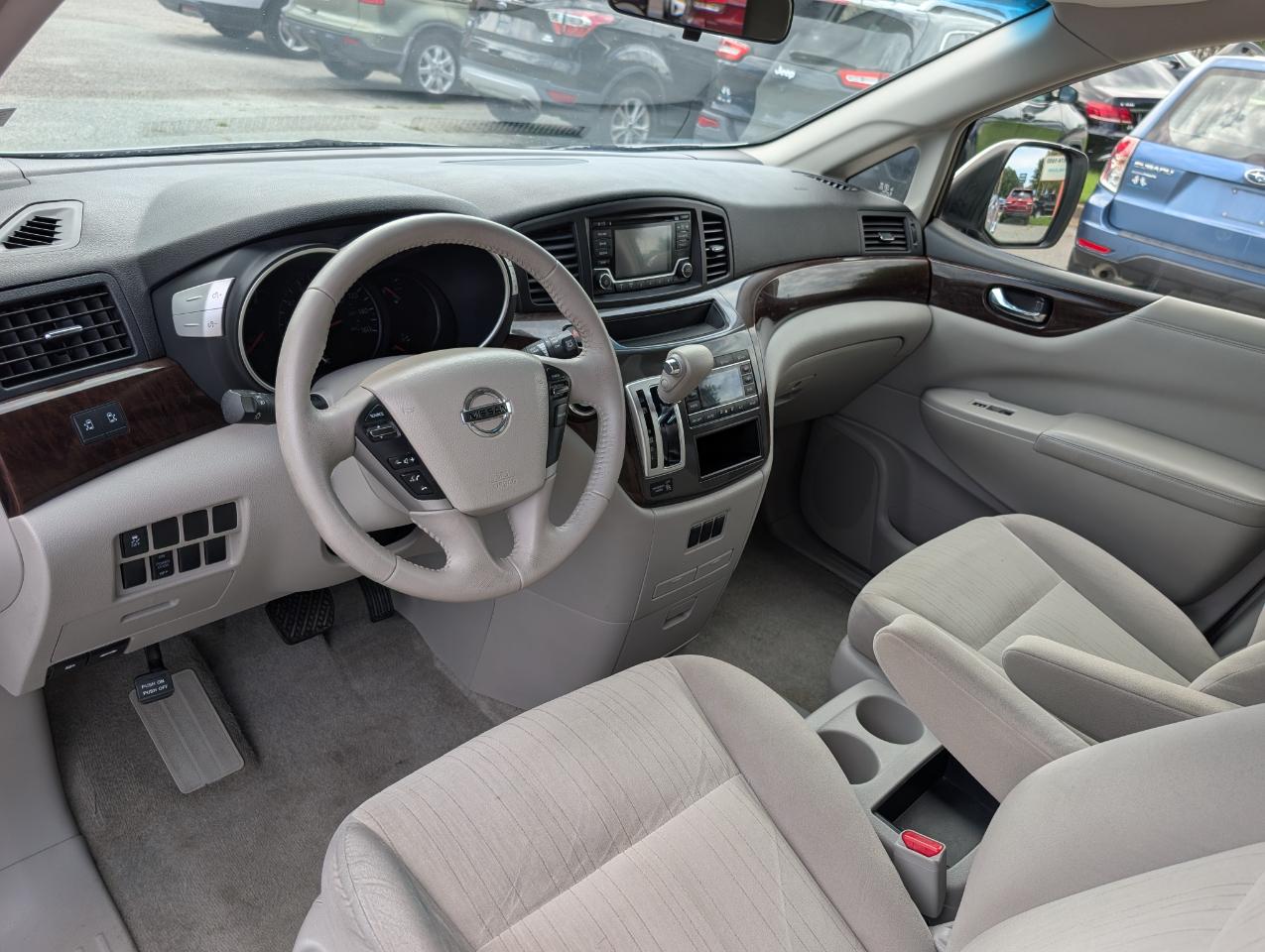 Nissan Quest SV 2017