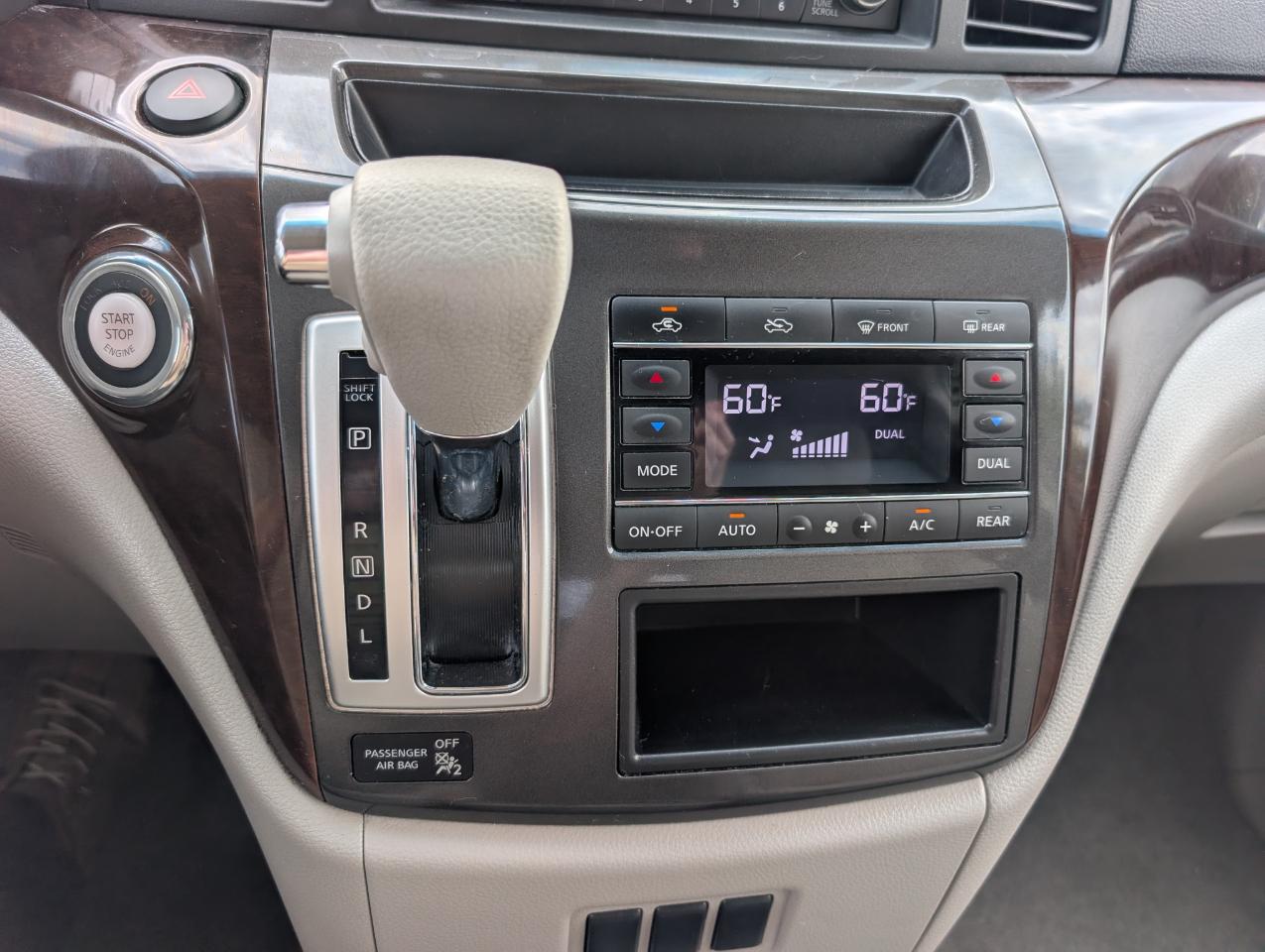 Nissan Quest SV 2017