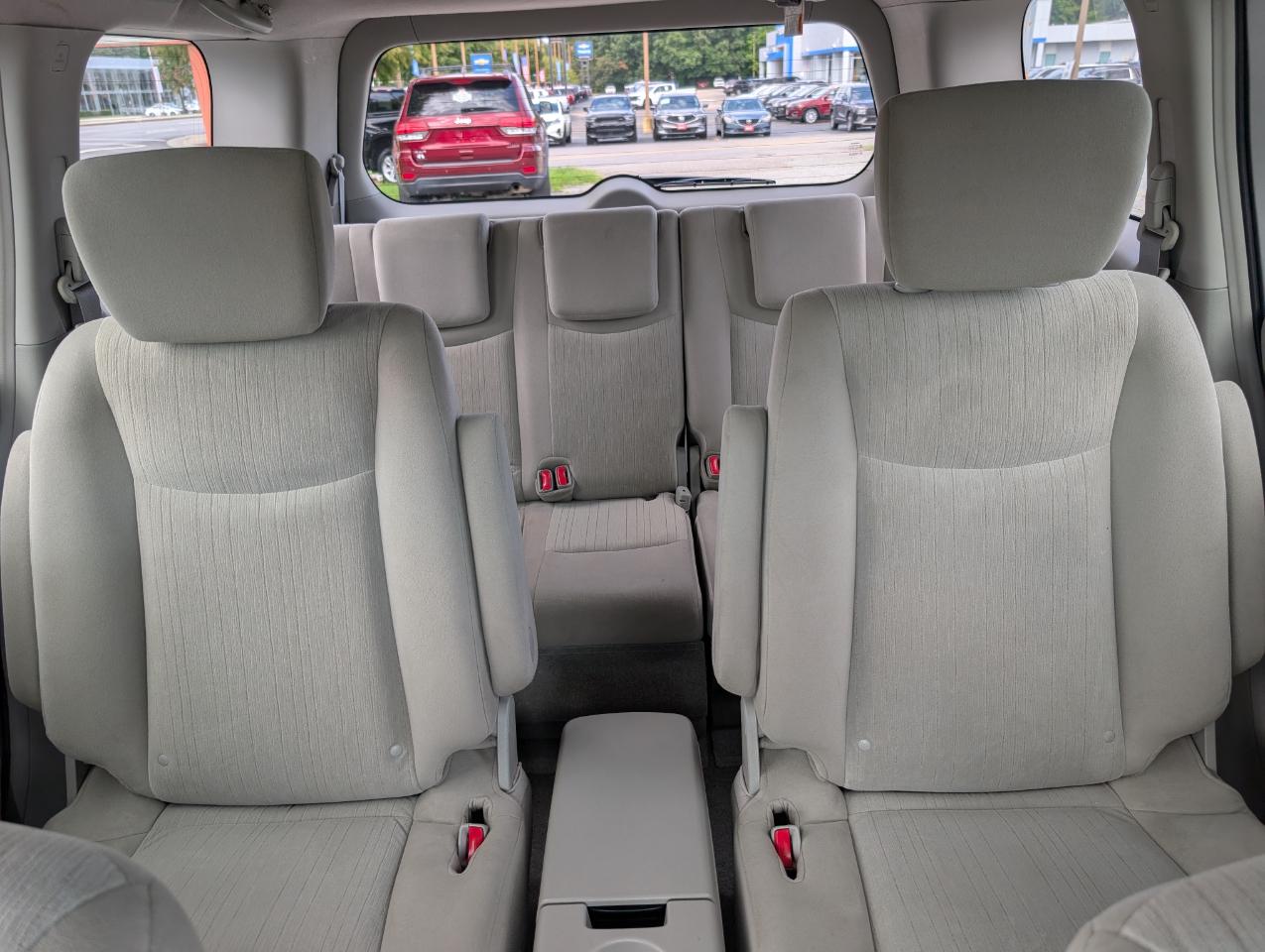 Nissan Quest SV 2017