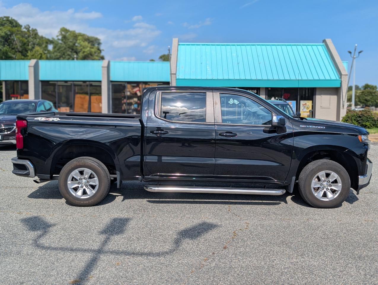 Chevrolet Silverado 1500 4WD Crew Cab 147" LT 2019