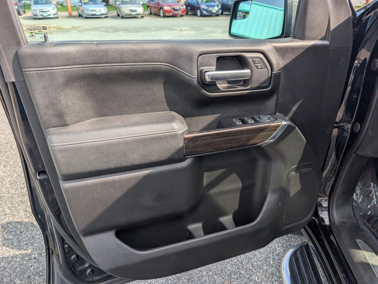 Chevrolet Silverado 1500 4WD Crew Cab 147" LT 2019