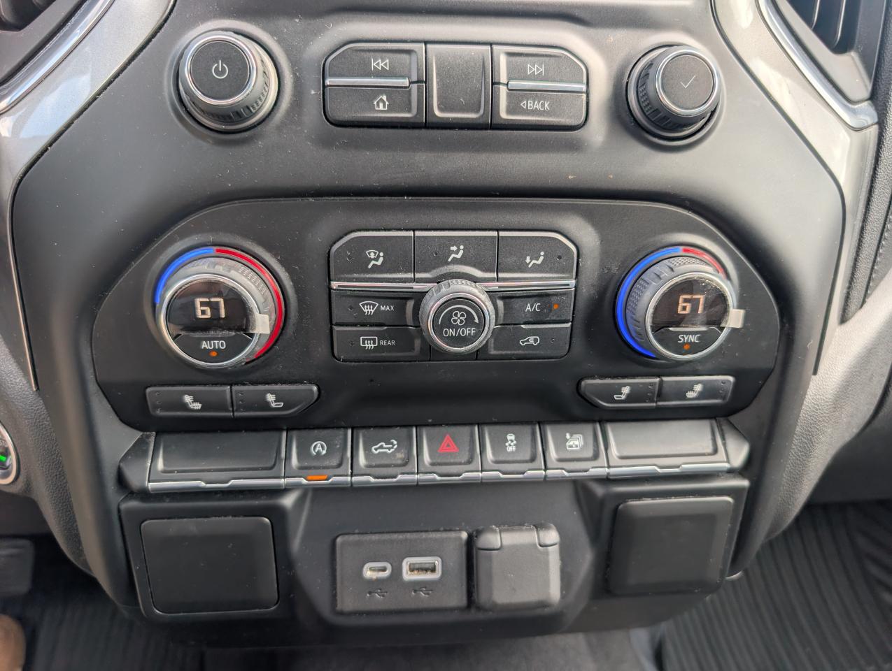 Chevrolet Silverado 1500 4WD Crew Cab 147" LT 2019