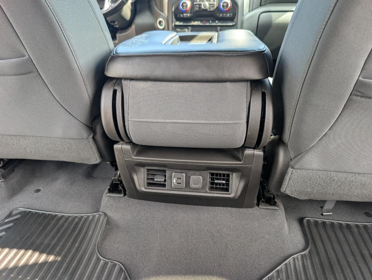 Chevrolet Silverado 1500 4WD Crew Cab 147" LT 2019