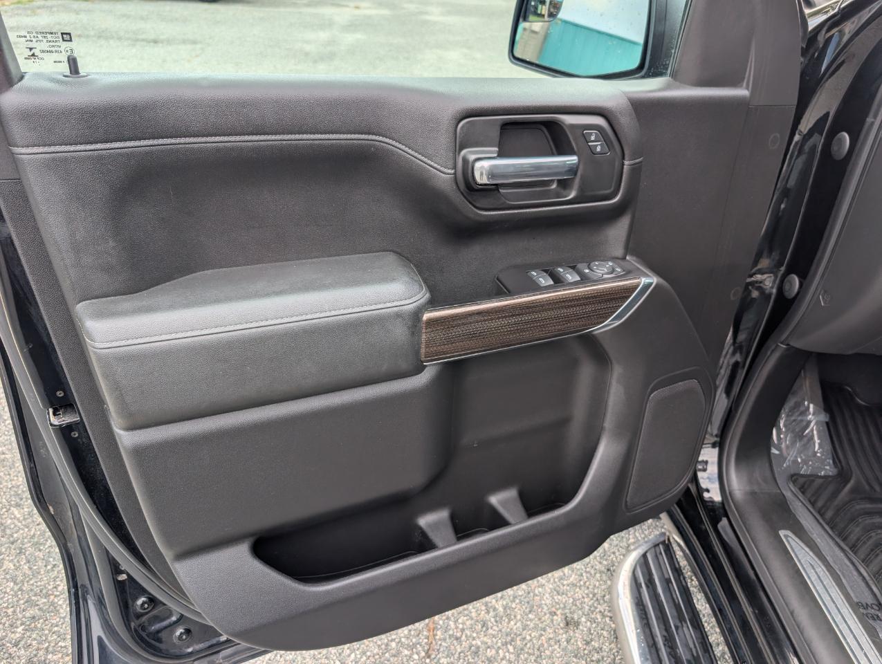 Chevrolet Silverado 1500 4WD Crew Cab 147" LT 2019