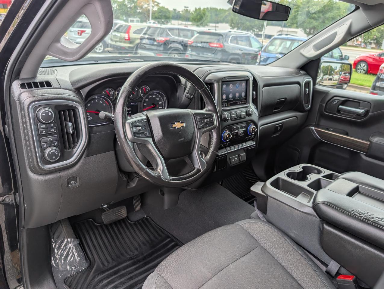 Chevrolet Silverado 1500 4WD Crew Cab 147" LT 2019