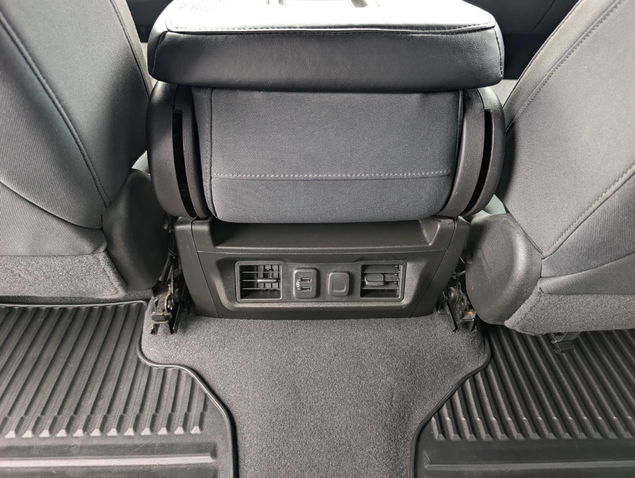 Chevrolet Silverado 1500 4WD Crew Cab 147" LT 2019