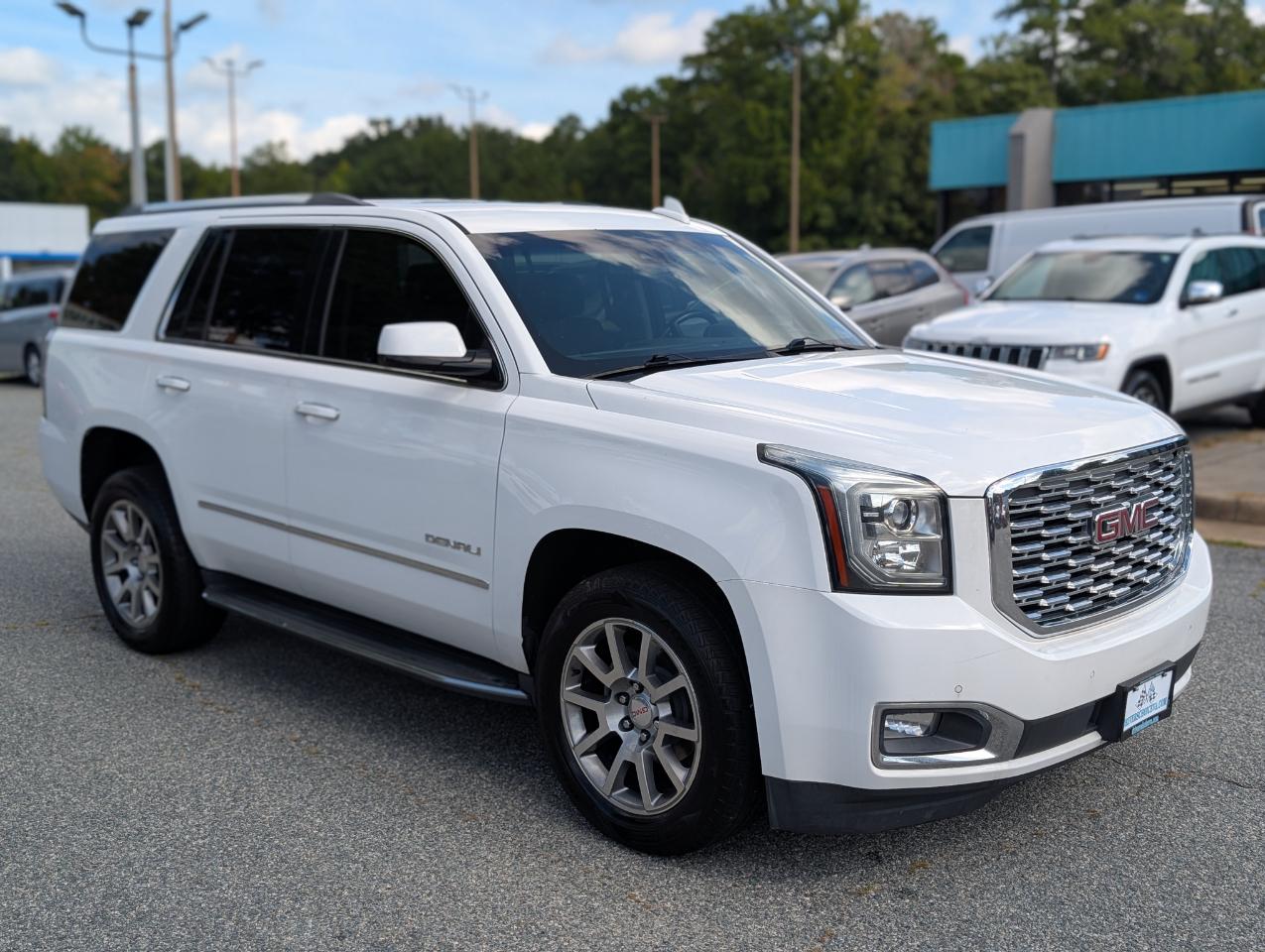 GMC Yukon photo 10