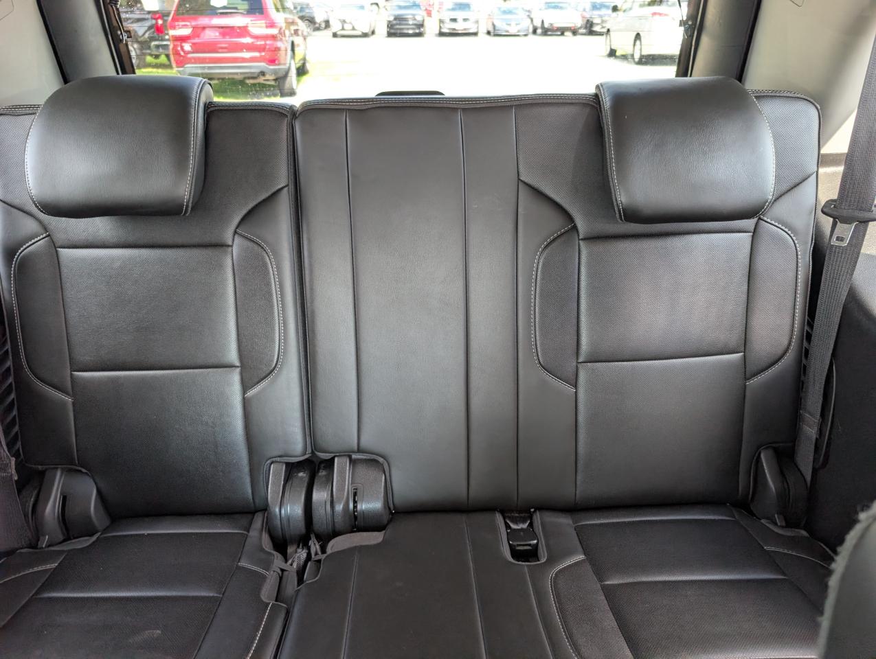 GMC Yukon photo 36