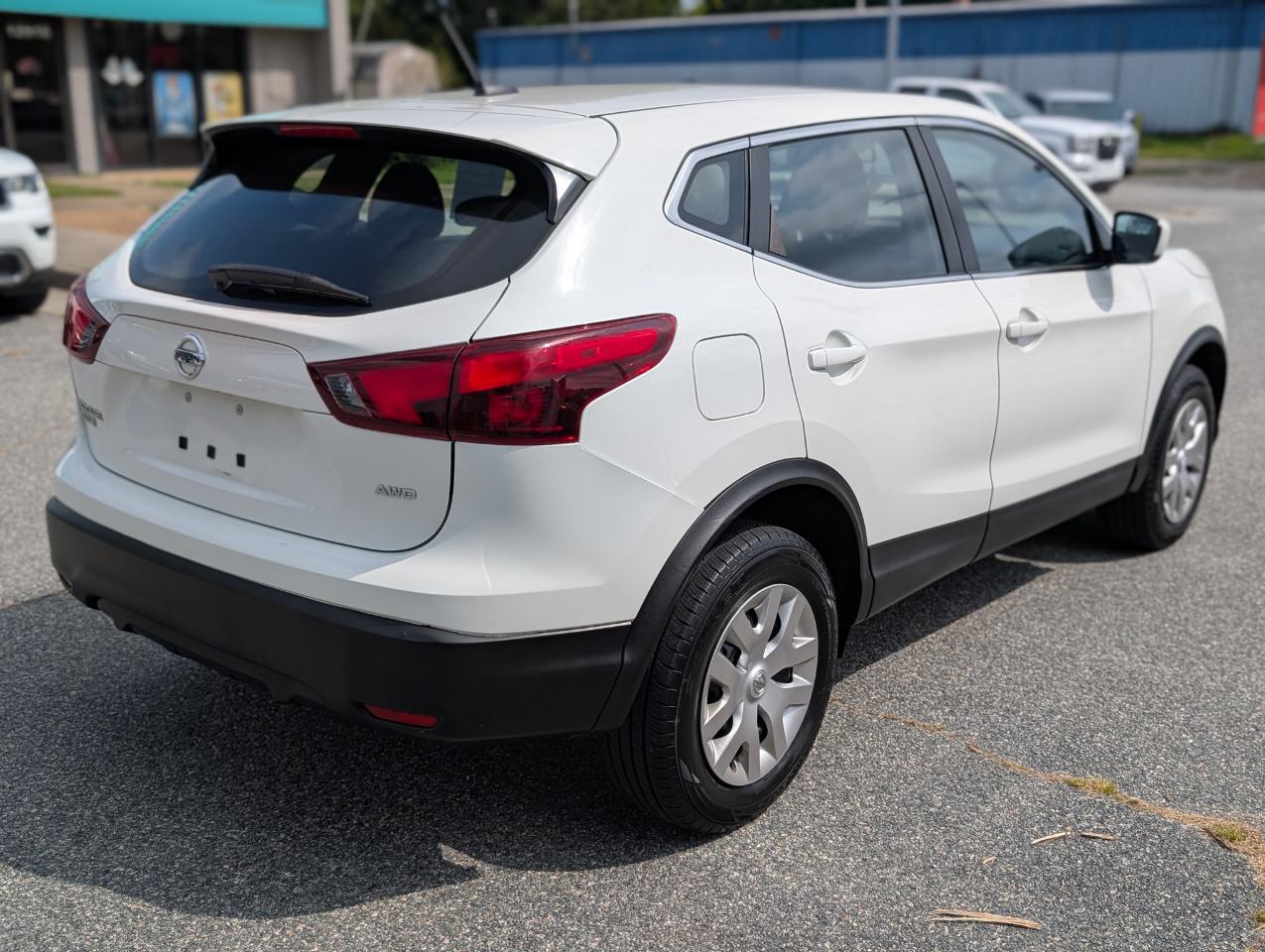 Nissan Rogue Sport AWD S 2019