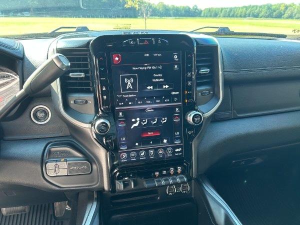 RAM 2500 Laramie 4x4 Crew Cab 6'4" Box 2020