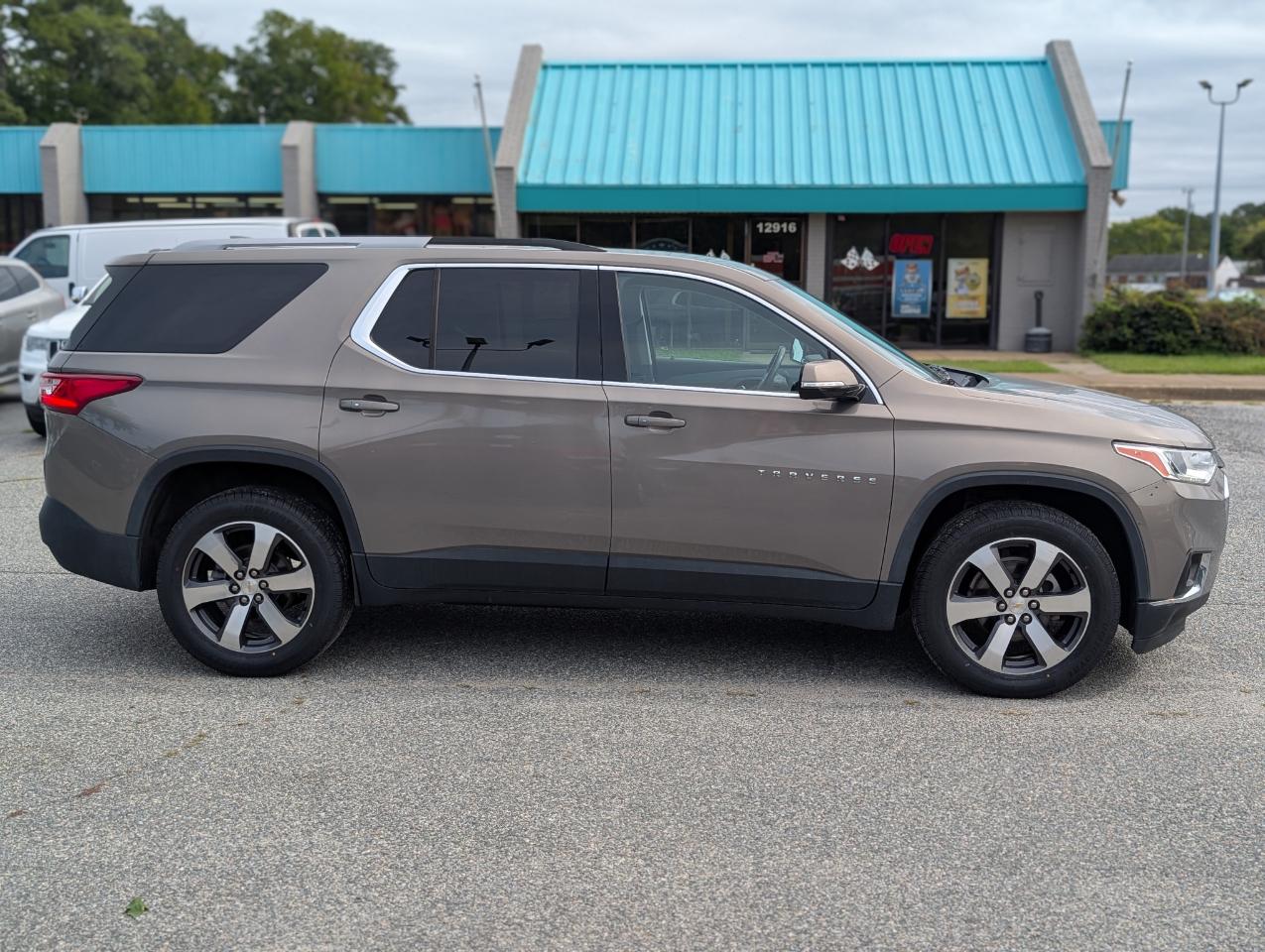 Chevrolet Traverse FWD 4dr LT Leather w/3LT 2018