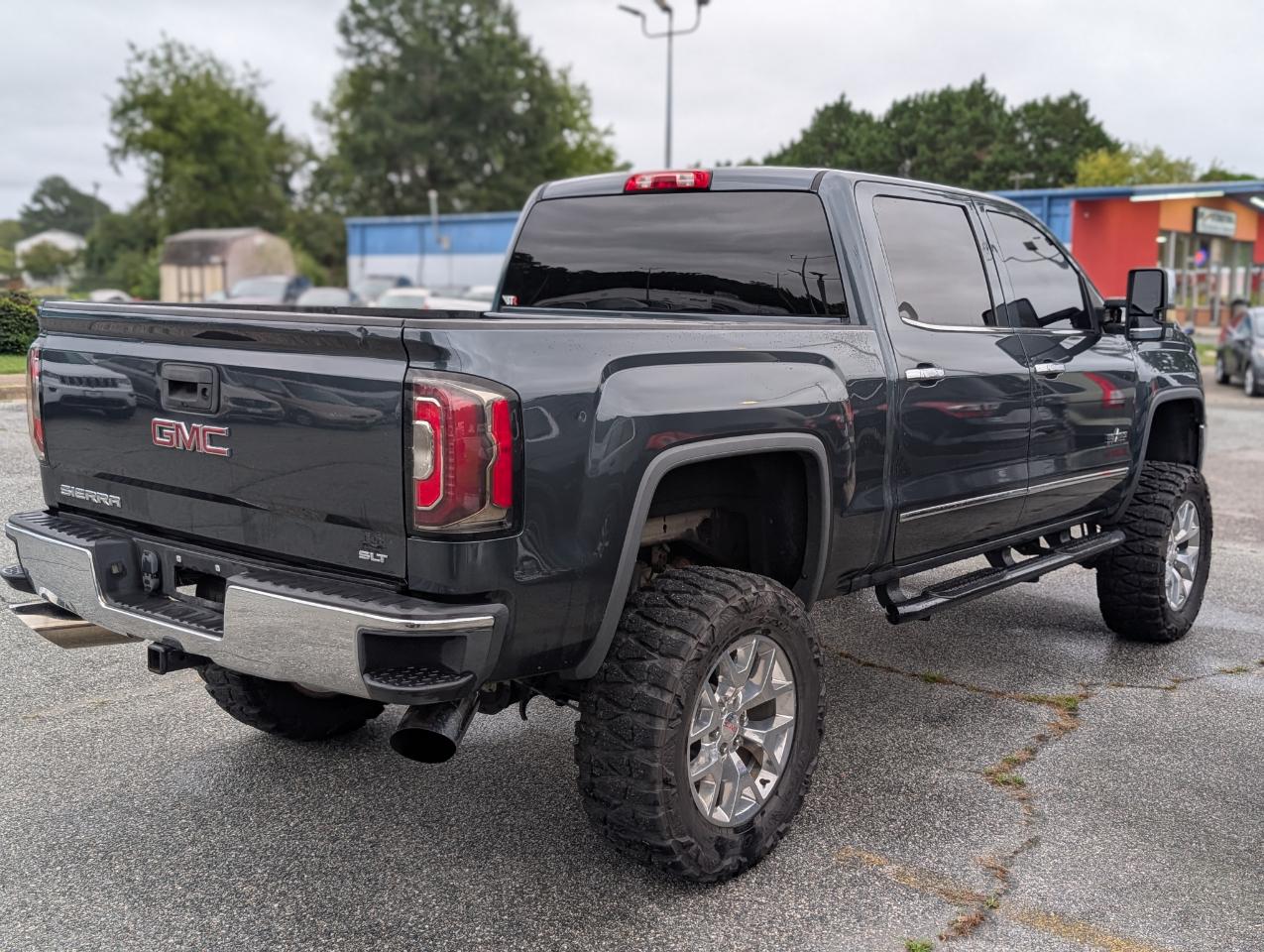 GMC Sierra photo 5