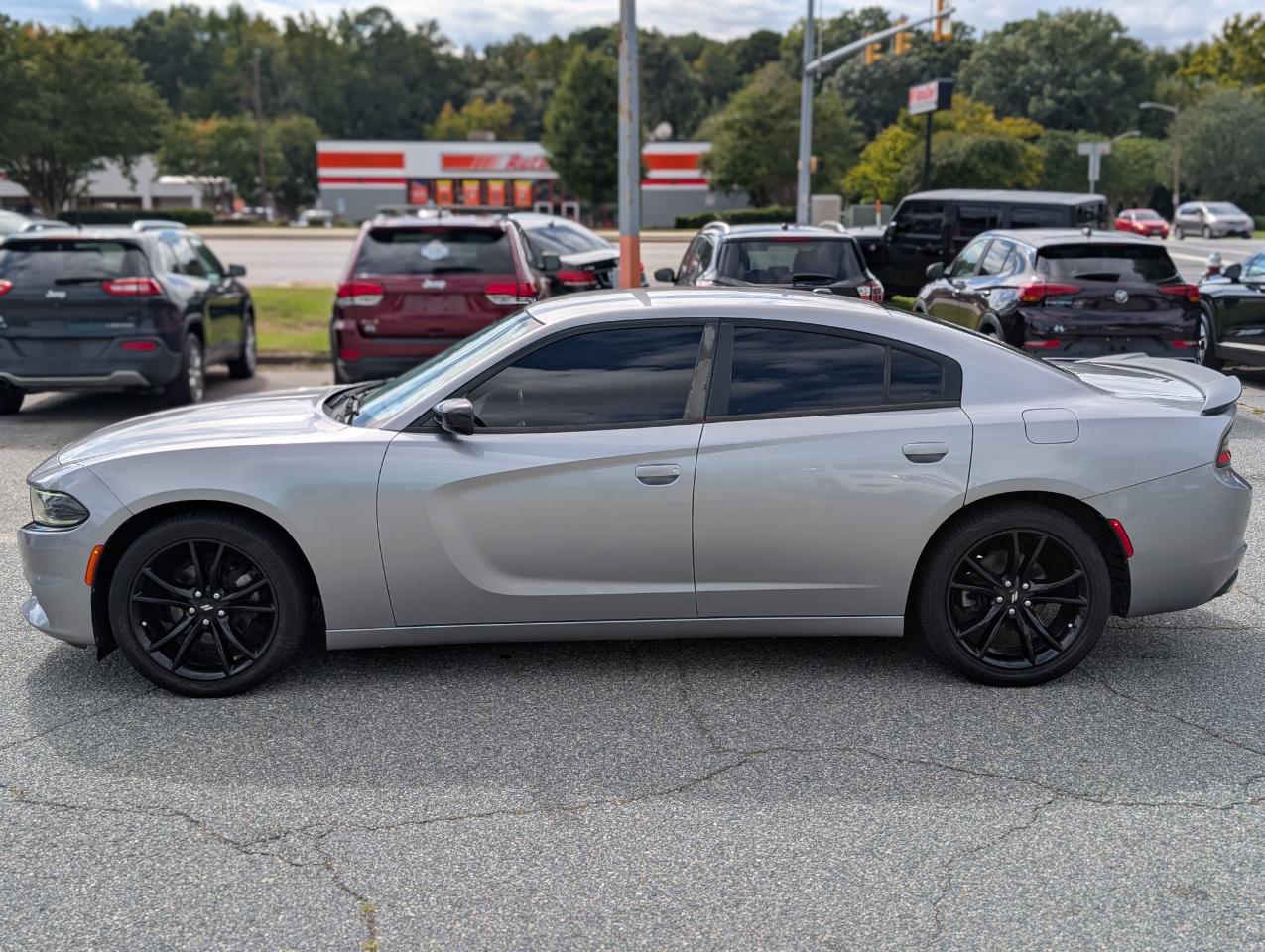 Dodge Charger SXT RWD 2018