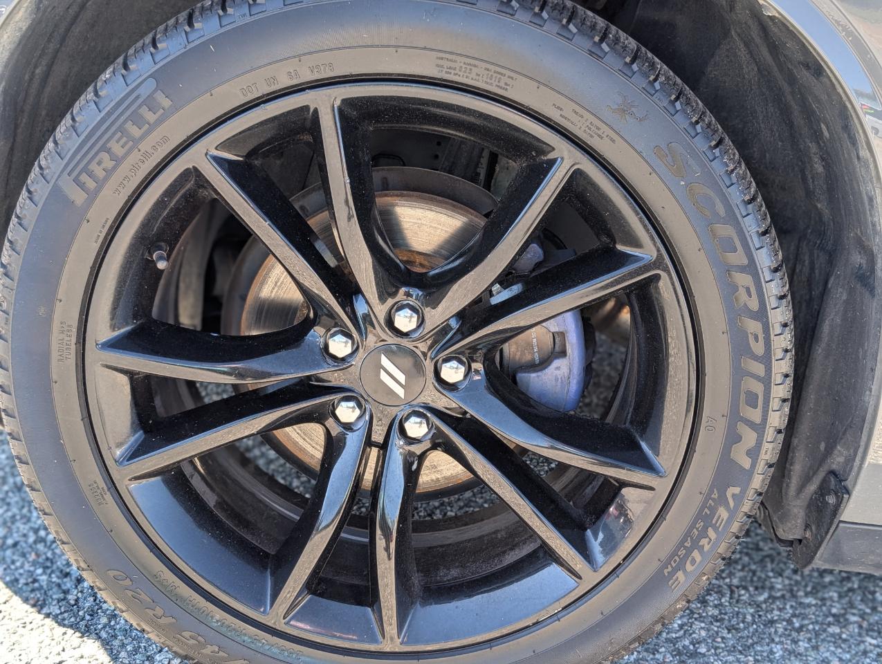 Dodge Challenger SXT RWD 2018