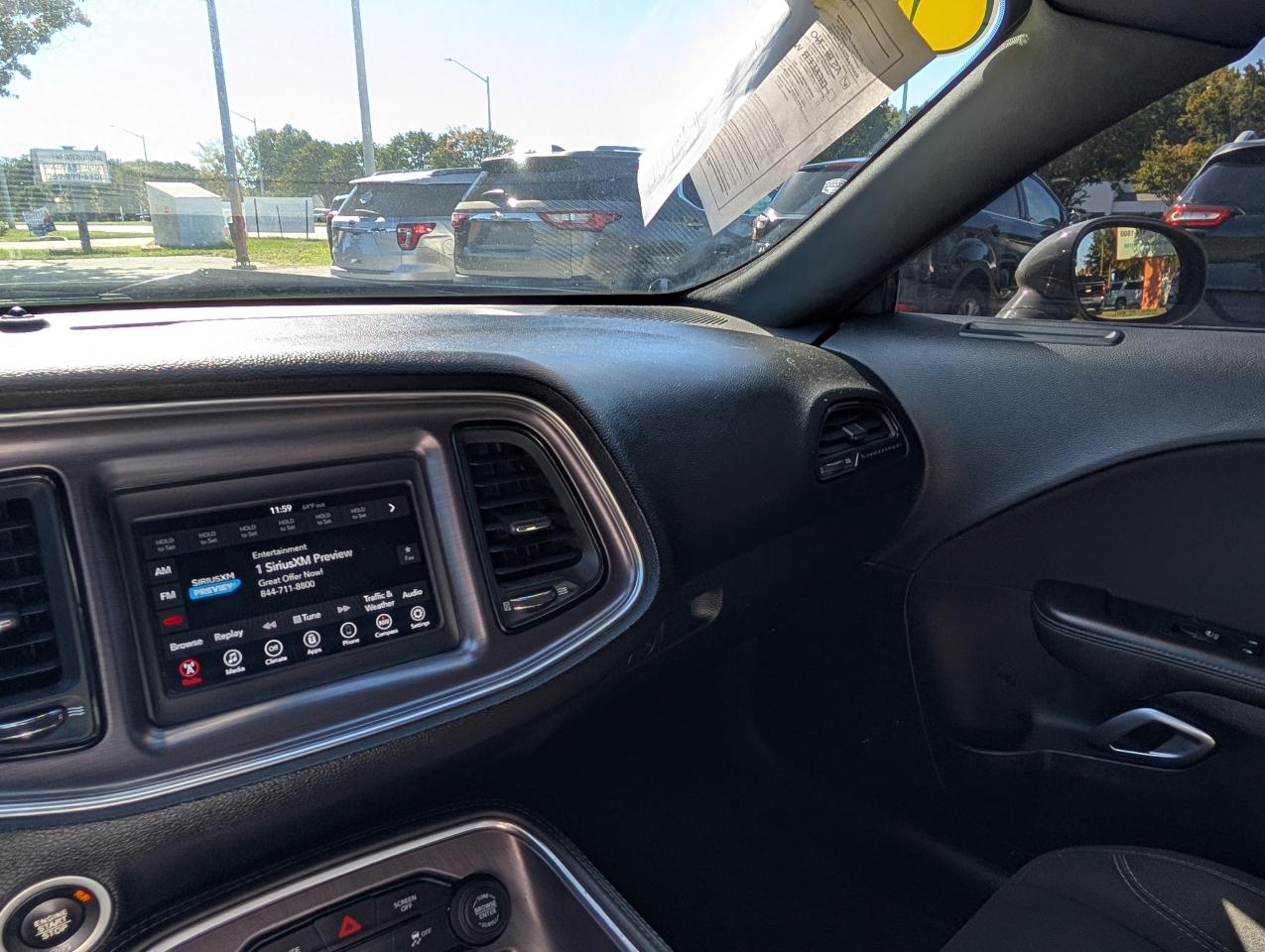 Dodge Challenger SXT RWD 2018