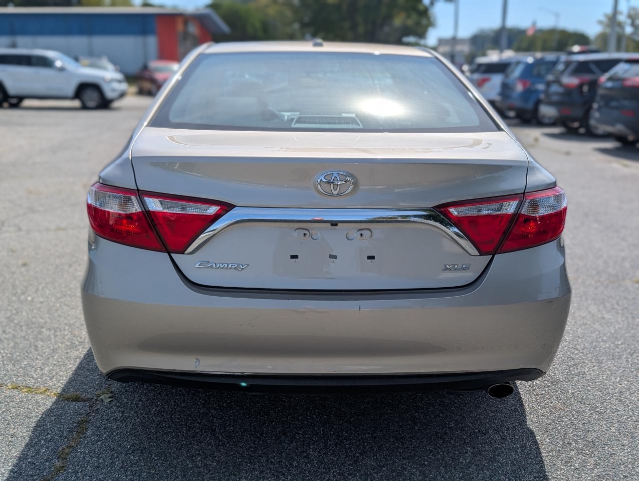 Toyota Camry  2016