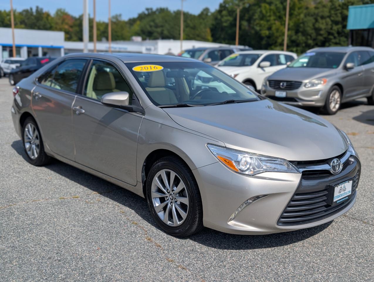 Toyota Camry  2016