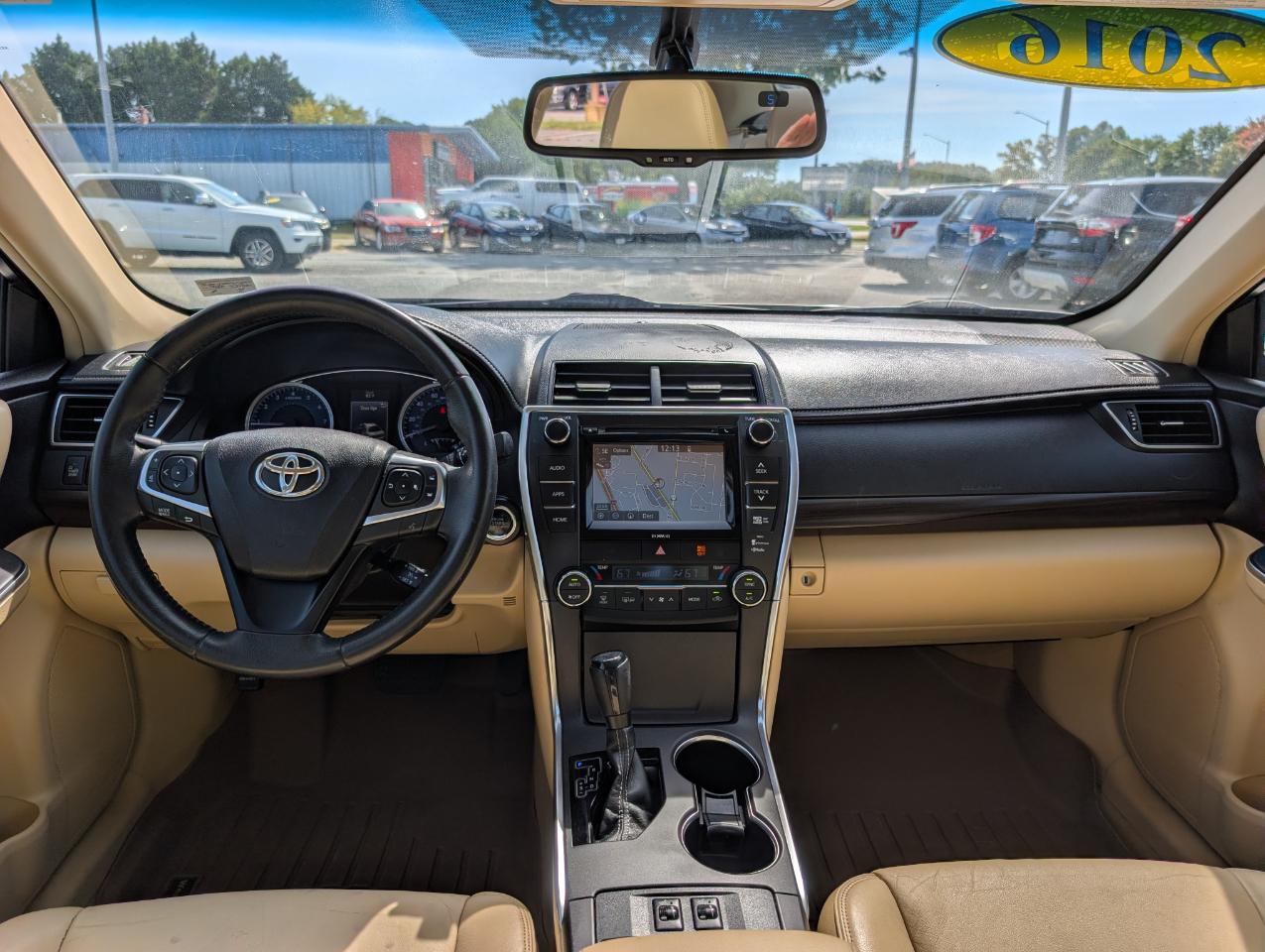Toyota Camry  2016